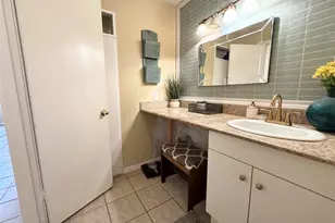 5550 N Braeswood Blvd, Houston, TX 77096 - Photo 11