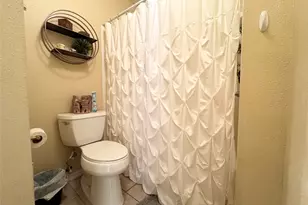 5550 N Braeswood Blvd, Houston, TX 77096 - Photo 13