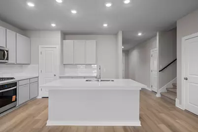 2510 N Heritage Drive, Dayton, TX 77535 - Photo 1