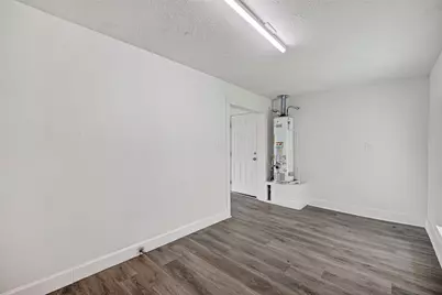 4901 Stimson Street #7, Houston, TX 77023 - Photo 15