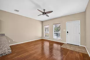 2212 Naomi St, Houston, TX 77054 - Photo 7