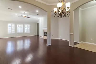 27 S Misty Canyon Place, Conroe, TX 77385 - Photo 5