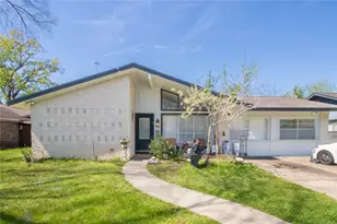 7110 Mahoning Dr, Houston, TX 77074 - Photo 1