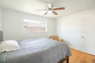 7110 Mahoning Dr, Houston, TX 77074 - Photo 17