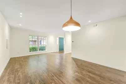 5863 Doliver Drive #16, Houston, TX 77057 - Photo 9