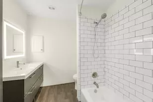 5863 Doliver Dr, Houston, TX 77057 - Photo 19