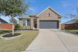 10003 Napier Dr, Rosharon, TX 77583 - Photo 1