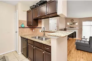 3770 Lovers Wood Ln, Houston, TX 77014 - Photo 9