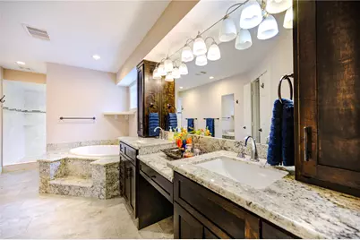 6 Gessner Road, Houston, TX 77024 - Photo 27