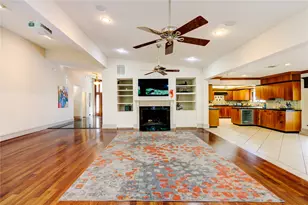 6 Gessner Rd, Houston, TX 77024 - Photo 11