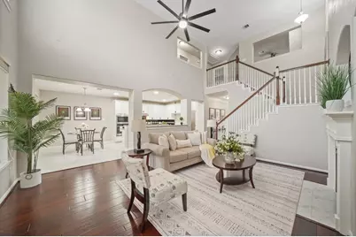 714 Coggins Point Way, Sugar Land, TX 77479 - Photo 13