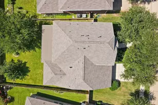 714 Coggins Point Way, Sugar Land, TX 77479 - Photo 3