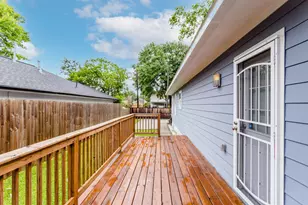 110 Amundsen St, Houston, TX 77009 - Photo 39