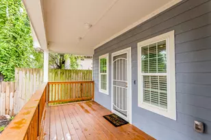 110 Amundsen St, Houston, TX 77009 - Photo 43