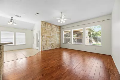 18334 N Elizabeth Shore Loop, Cypress, TX 77433 - Photo 13