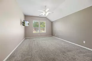 18334 N Elizabeth Shore Loop, Cypress, TX 77433 - Photo 17