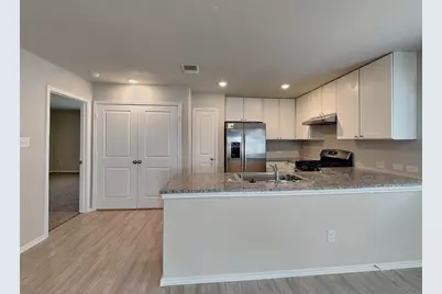 5719 Leon Place, San Antonio, TX 78244 - Photo 7