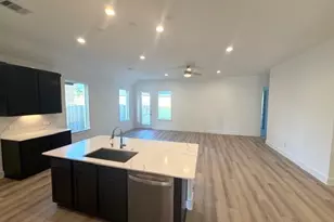 424 Summerset Landing, Conroe, TX 77304 - Photo 3