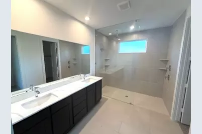 424 Summerset Landing, Conroe, TX 77304 - Photo 5