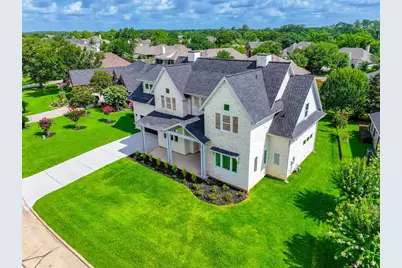 624 Edgewood, Montgomery, TX 77356 - Photo 1