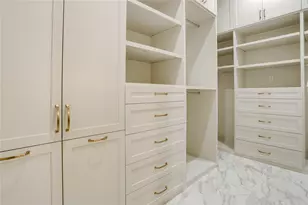 8935 Pado St, Houston, TX 77055 - Photo 27