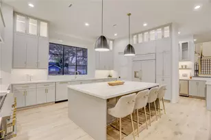 8935 Pado St, Houston, TX 77055 - Photo 15