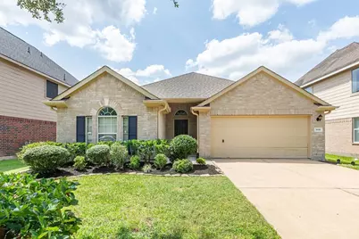 5618 Savannah Woods Lane, Rosharon, TX 77583 - Photo 1