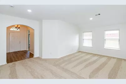 5618 Savannah Woods Lane, Rosharon, TX 77583 - Photo 9