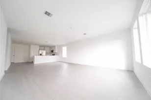 9302 Speckled Trout Dr, Baytown, TX 77521 - Photo 3