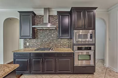 18718 Bella Cascata, Shenandoah, TX 77381 - Photo 17