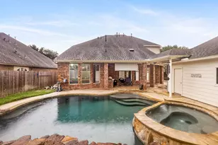 2512 W Ranch Dr, Friendswood, TX 77546 - Photo 37