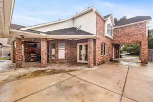 2512 W Ranch Dr, Friendswood, TX 77546 - Photo 33