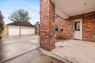 2512 W Ranch Dr, Friendswood, TX 77546 - Photo 39