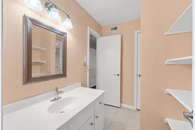 15575 Marina Drive #215C, Conroe, TX 77356 - Photo 9