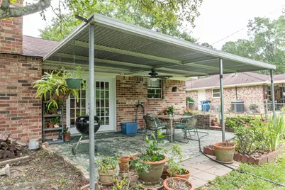 203 Sassafras, Village Mills, TX 77663 - Photo 7