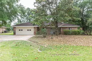 203 Sassafras, Village Mills, TX 77663 - Photo 3