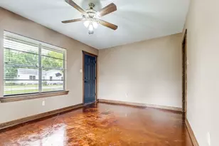 308 Gibbs St, Devers, TX 77538 - Photo 7