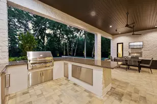 78 S Badger Lodge Cir, The Woodlands, TX 77389 - Photo 47