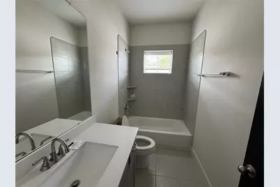 6033 Cypress Street, Houston, TX 77074 - Photo 9