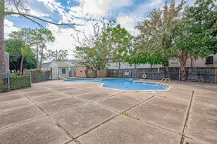 8201 Richmond Ave, Houston, TX 77063 - Photo 37