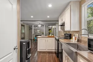 211 Woodstock, Livingston, TX 77351 - Photo 9