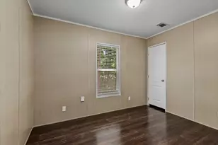 211 Woodstock, Livingston, TX 77351 - Photo 21