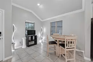 526 Heron Bay Cir, La Porte, TX 77571 - Photo 19