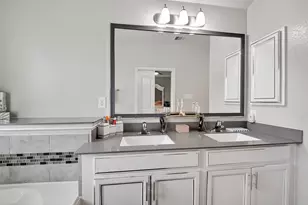 526 Heron Bay Cir, La Porte, TX 77571 - Photo 13