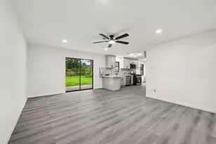 7607 Grape St, Houston, TX 77074 - Photo 5