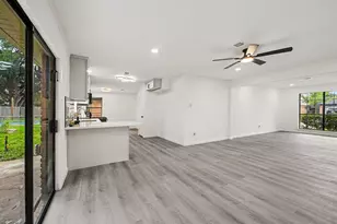 7607 Grape St, Houston, TX 77074 - Photo 7