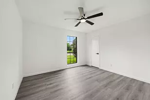 7607 Grape St, Houston, TX 77074 - Photo 15