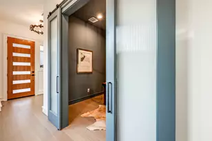 2213 Whitney St, Houston, TX 77006 - Photo 5