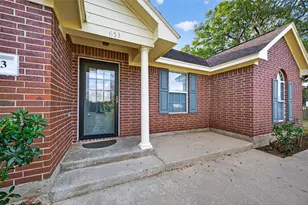 653 Nelson St, Sealy, TX 77474 - Photo 5