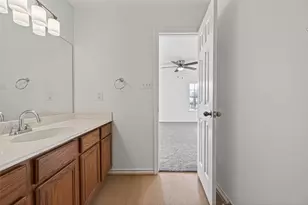 653 Nelson St, Sealy, TX 77474 - Photo 29